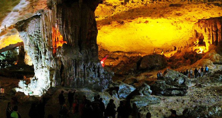 Suprising Cave Halong Bay