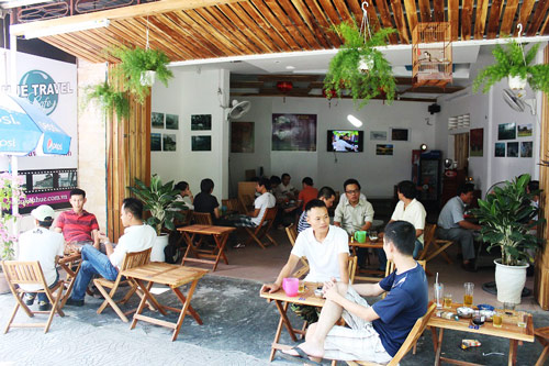 Hue Coffee shops - toad cafe