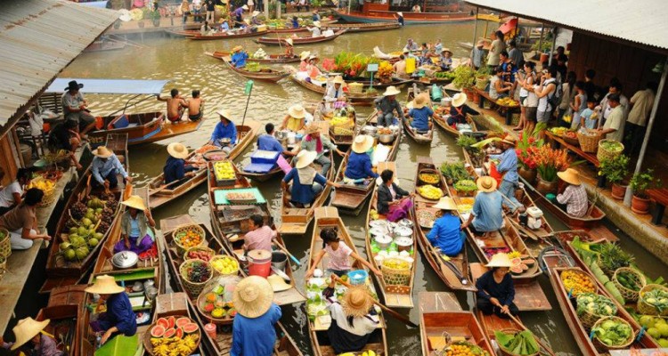 Cai Be floating-market
