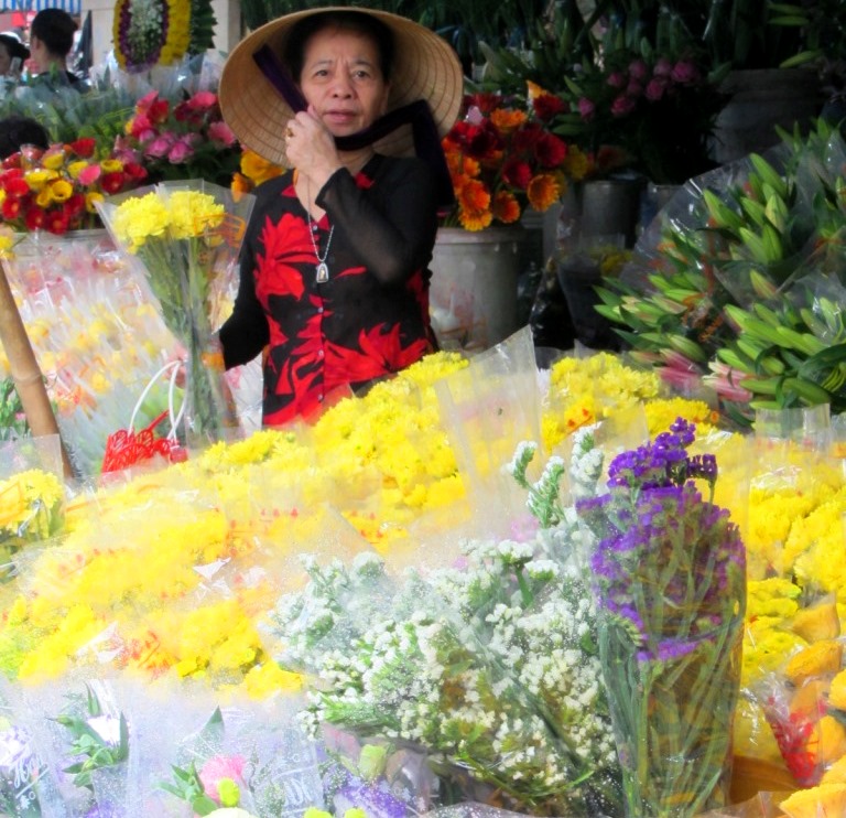 5-must-go-traditional-market-in-saigon-13
