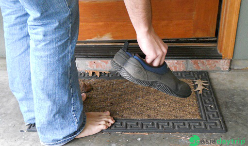 Remember to remove shoes before coming house.