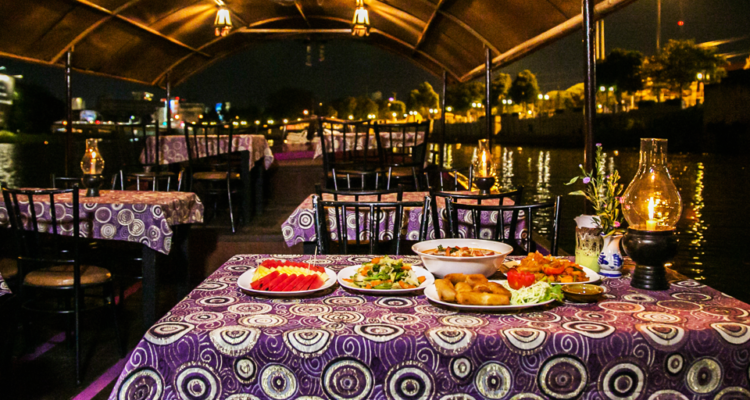 Ping River is the perfect dating place in Chiang Mai