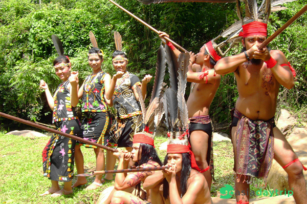 Ethnic people of Mari Mari