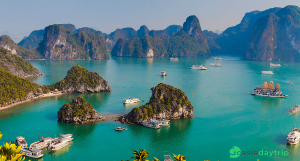 Halong is one of the most worthy attractions in Vietnam with unique landscape that brings couples the memorable honeymoon time.