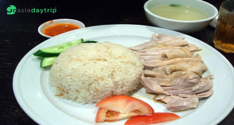 Hainanese-chicken-rice-at-Pin-Chen-restaurant