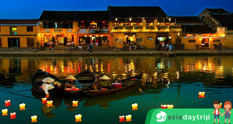 Boating on Hoai River - Top 7 nightlife-escape tips in Hoi An Ancient Town
