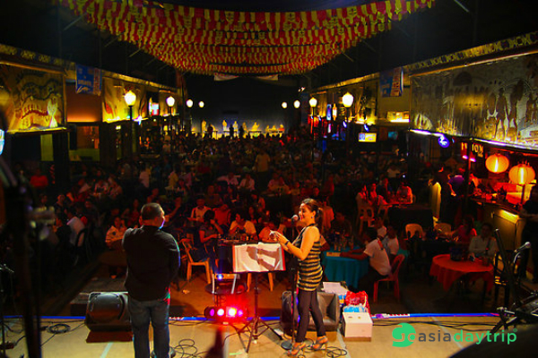 Live music is the popular activity you can enjoy here