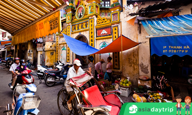 Hanoi Old Quarter - Top 3 stops in Vietnam of Southeast Asia cruise