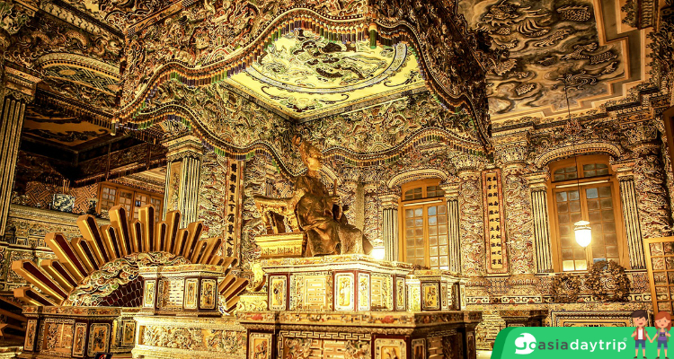 The elegant decoration inside Khai Dinh tomb
