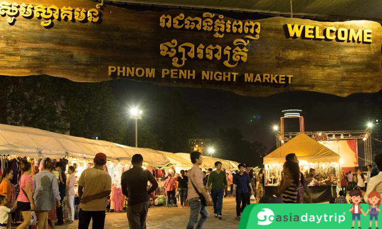 Night markets in Phnom Penh