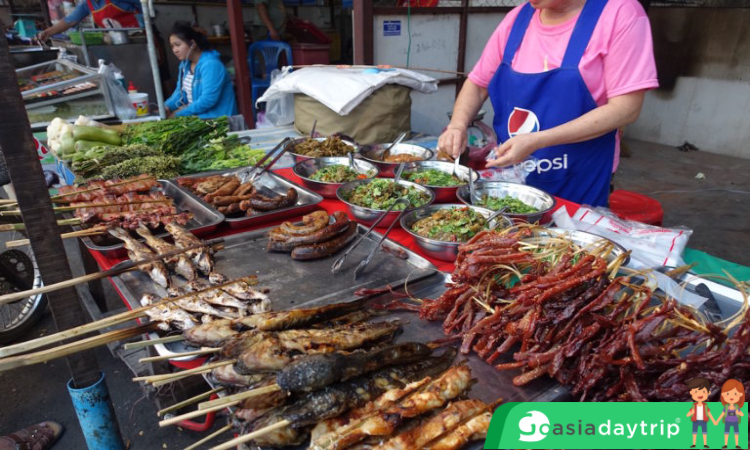 best food streets in Vientiane