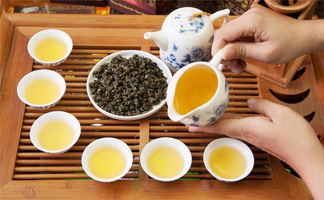 Vietnamese tea_Souvenirs ideas in Vietnam