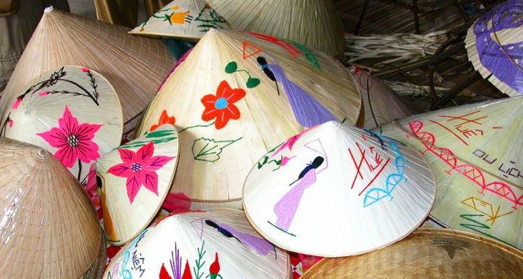 Conical hat_Souvenirs ideas in Vietnam